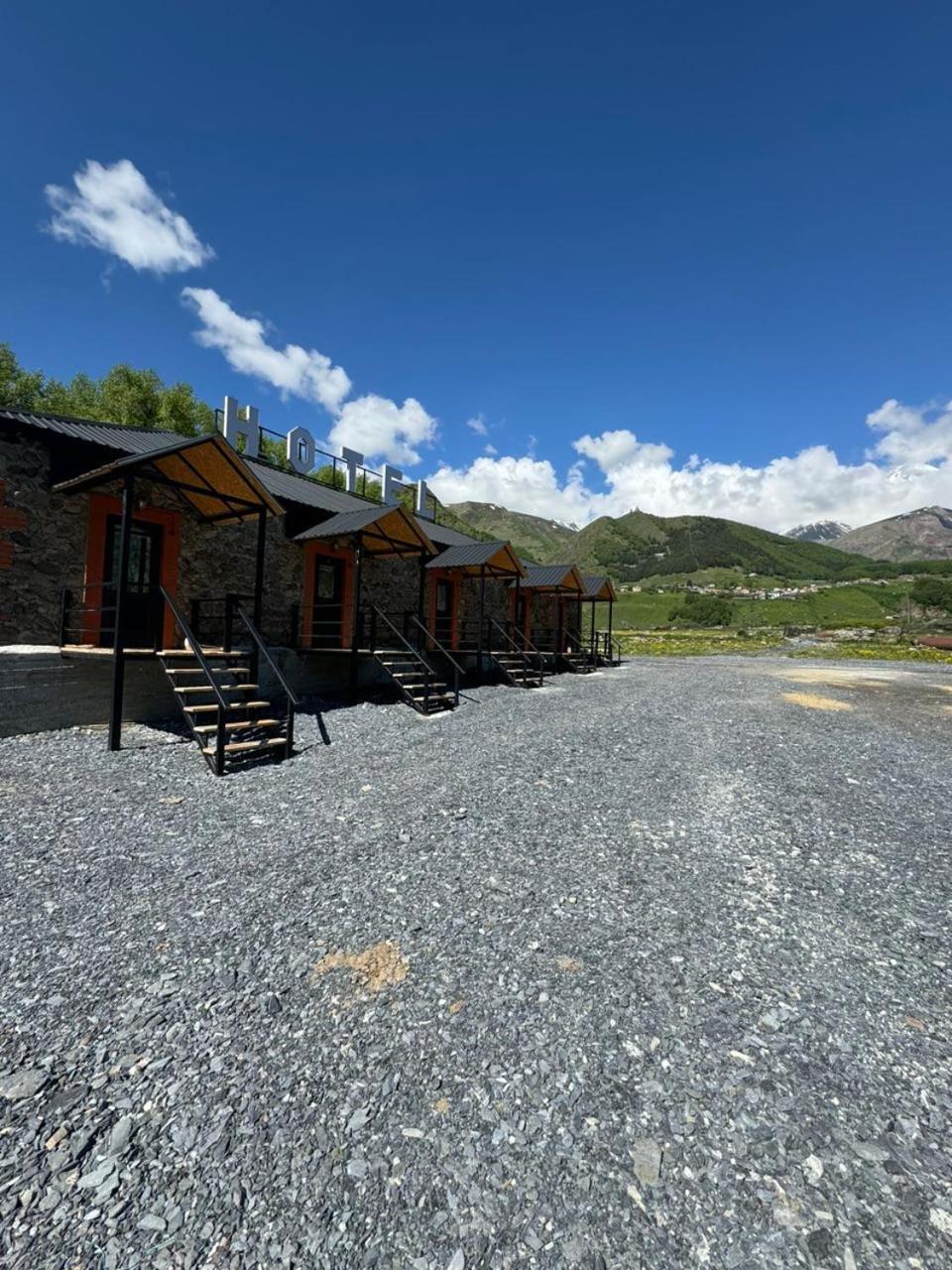 Hotel Pavilion Garden Stepantsminda Exterior photo